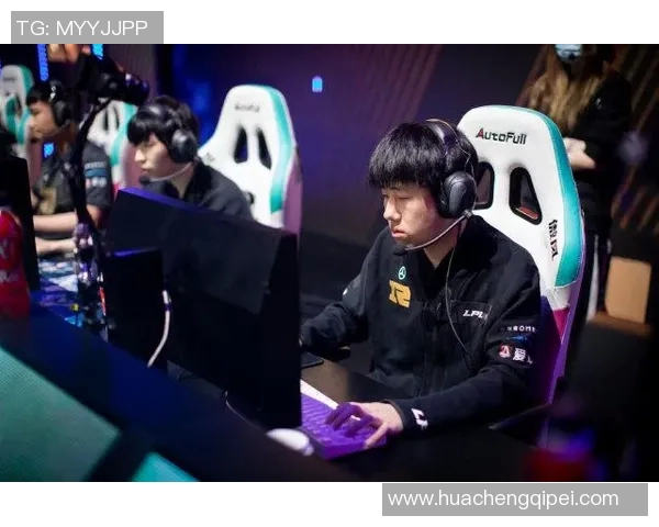 热议DOTA2FPX战队意识变革带来的新机遇与挑战分析